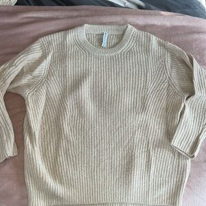 Athleta Cream Sweater. Size Medium